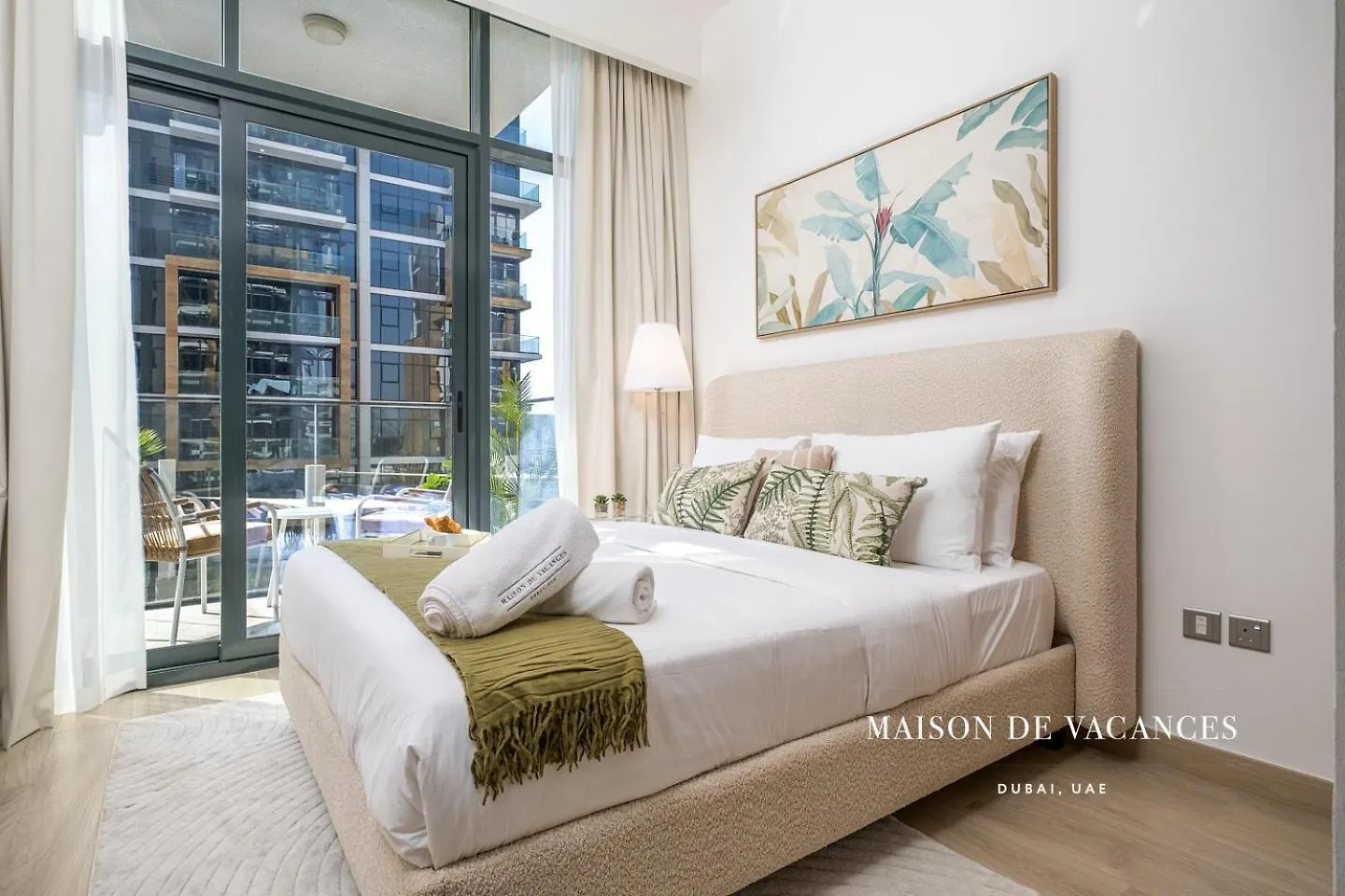 Pool View Studio 10Mins From Dubai Mall location